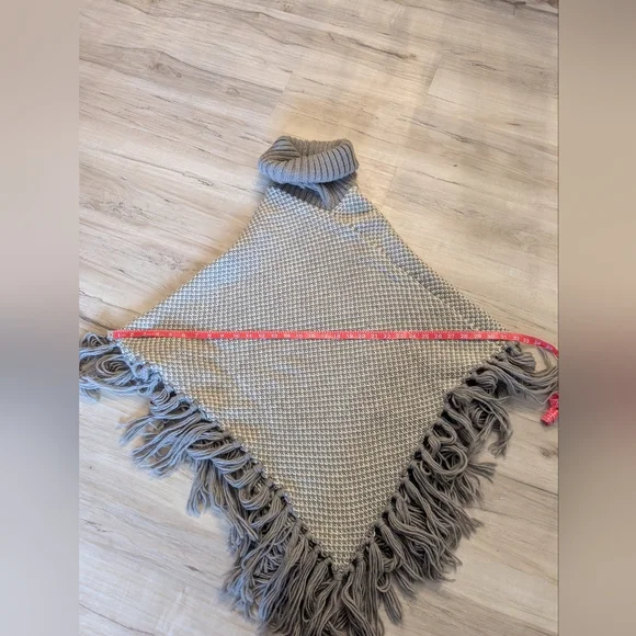 The Limited Gray Knit Fringe Poncho - Picture 2 of 5